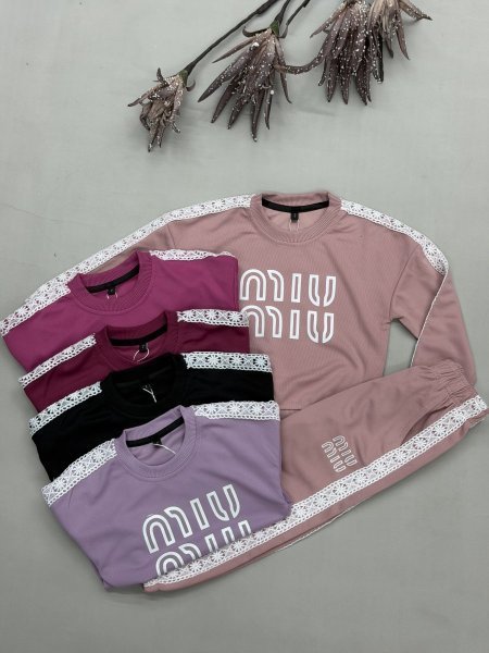 ترينك بناتي 12-30 شهر MIU MIU